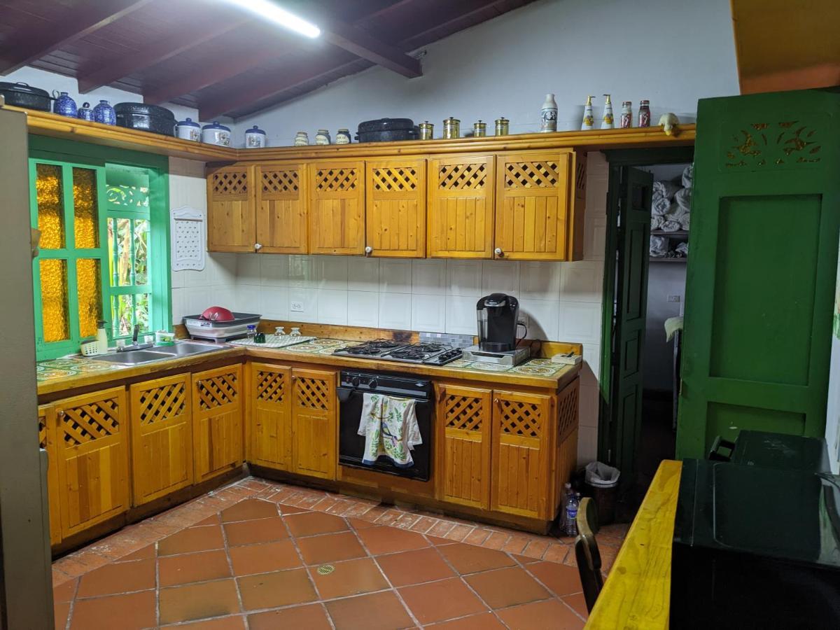 Casa Finca Paititi San Antonio エクステリア 写真